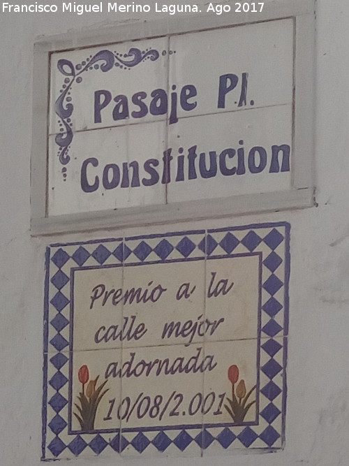 Calle Pasaje Plaza de la Constitucin de Solera - Calle Pasaje Plaza de la Constitucin de Solera. Placas