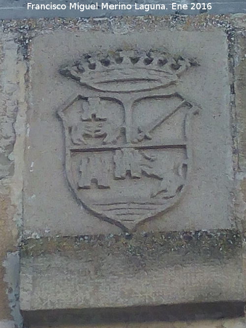 Torreperogil - Torreperogil. Escudo de Torreperogil en la Ermita de la Virgen de la Misericordia