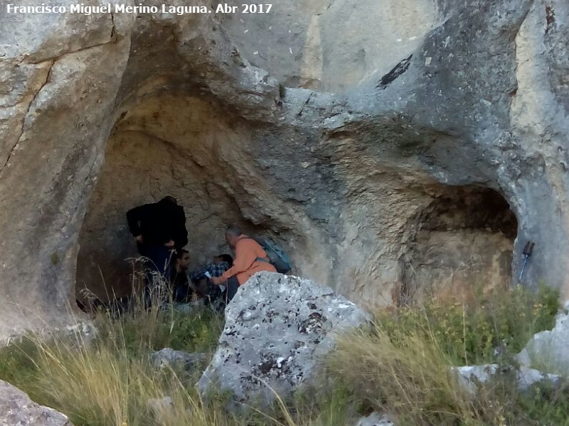 Pinturas rupestres del Abrigo de Aznaitn de Torres III - Pinturas rupestres del Abrigo de Aznaitn de Torres III. Abrigos