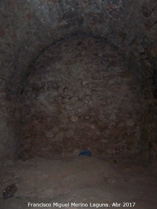 Castillo de Torres - Castillo de Torres. Habitculo lateral de la planta baja