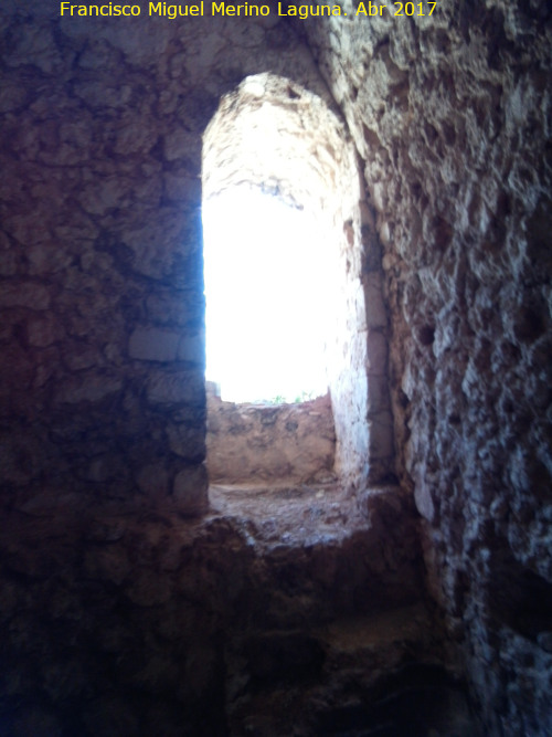 Castillo de Torres - Castillo de Torres. Ventana del primer piso