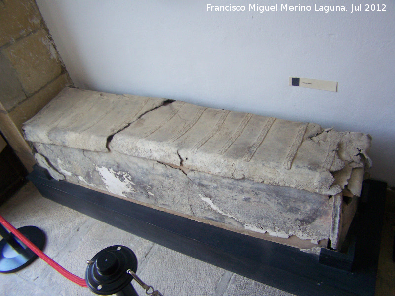 Historia de beda - Historia de beda. Sarcfago romano de plomo. Museo Arqueolgico de beda