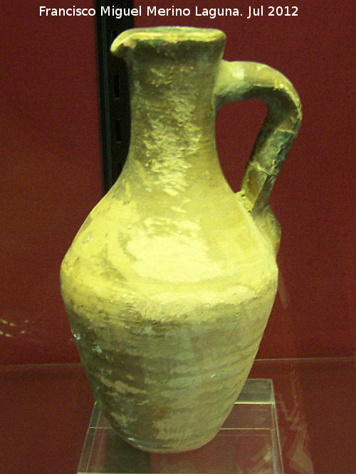 Historia de beda - Historia de beda. Jarra del siglo XV. Museo Arqueolgico de beda