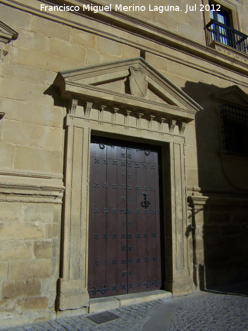 Palacio del Den Ortega - Palacio del Den Ortega. Portada lateral