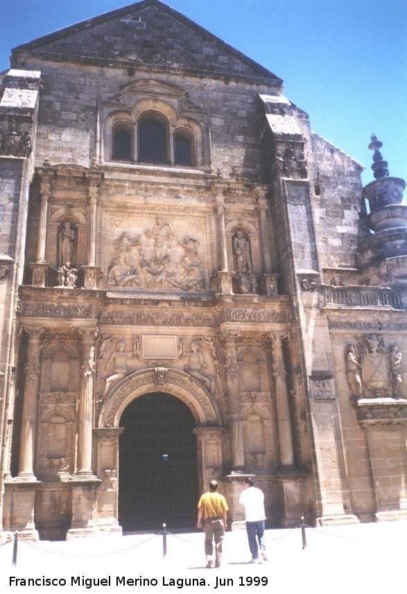 Sacra Capilla de El Salvador del Mundo - Sacra Capilla de El Salvador del Mundo. Fachada principal