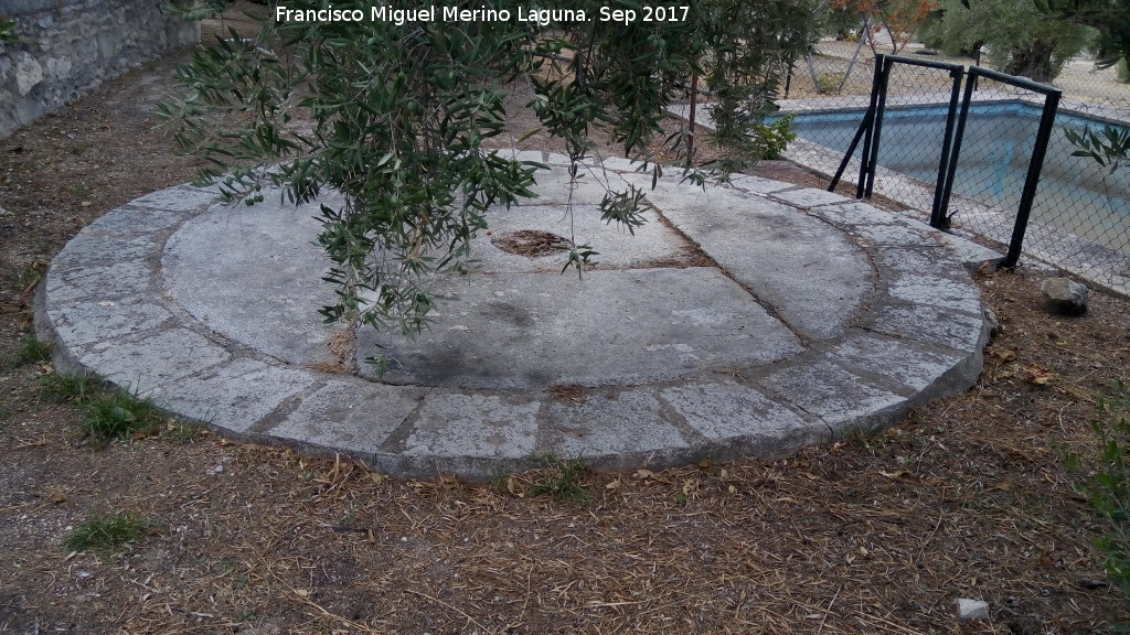 Casera de Torres - Casera de Torres. Dovelas y piedras de molino