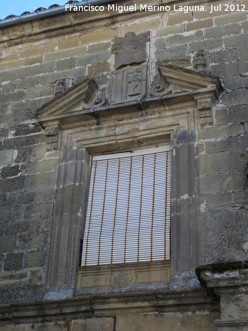 Palacio de los Porceles - Palacio de los Porceles. Ventana