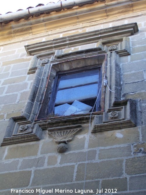 Oratorio de San Juan de la Cruz - Oratorio de San Juan de la Cruz. Ventana superior