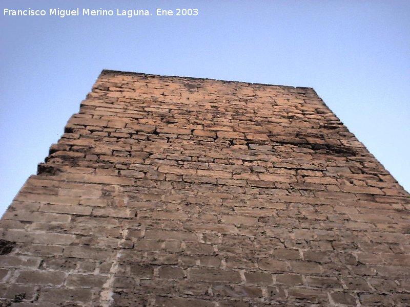 Puerta del Losal - Puerta del Losal. Torre que defiende la puerta