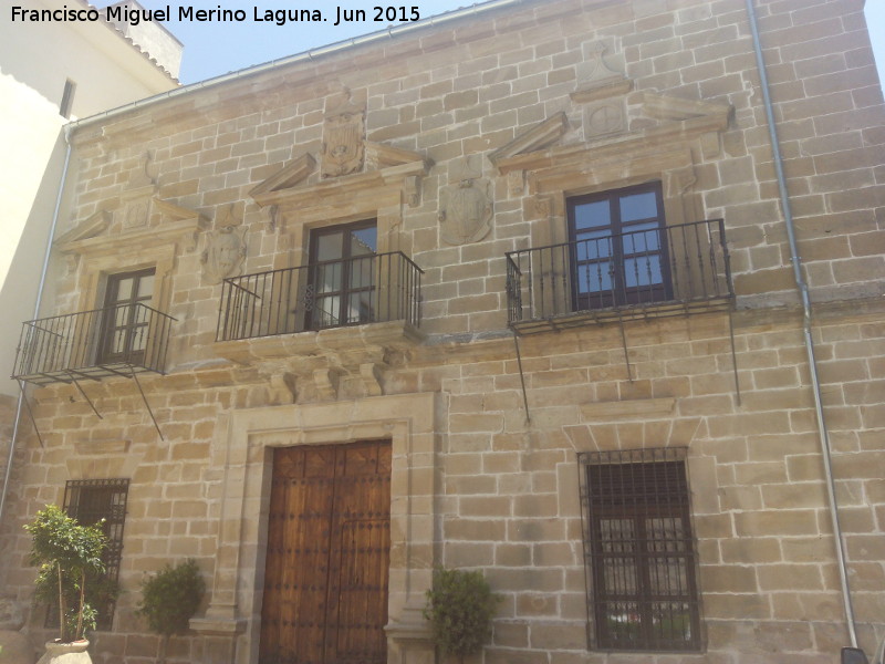 Palacio de los Condes de Guadiana - Palacio de los Condes de Guadiana. Fachada