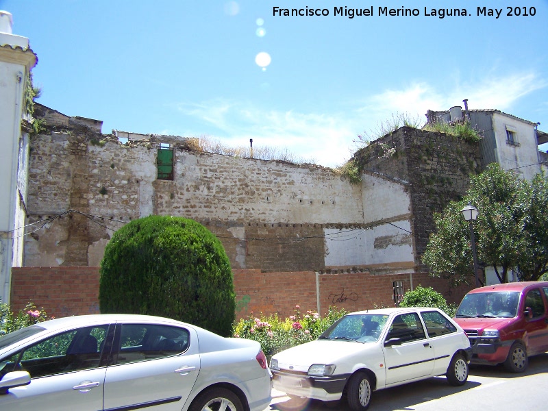 Muralla de la Cava - Muralla de la Cava. Sector donde se encuentran los Escudos de Len