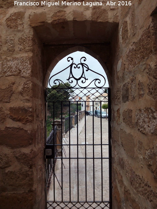 Muralla de San Lorenzo - Muralla de San Lorenzo. Puerta a los Miradores de San Lorenzo