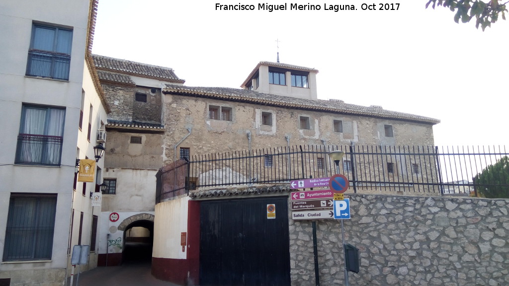 Convento de Santa Clara - Convento de Santa Clara. Lateral con el Arco de la Calle Colegio