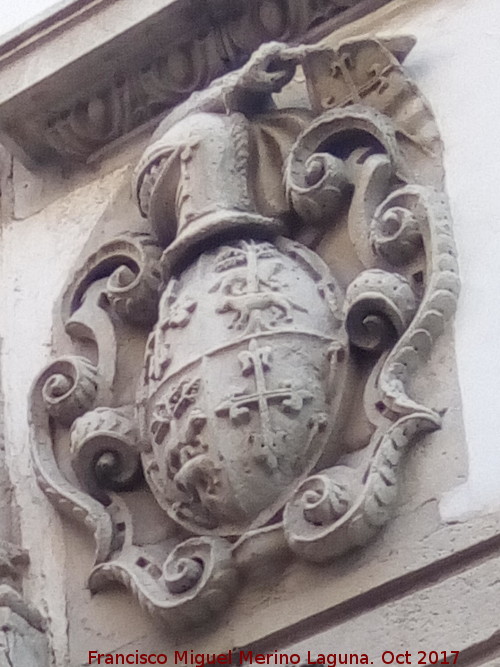 Palacio de los Muoz de Otlora - Palacio de los Muoz de Otlora. Escudo derecho