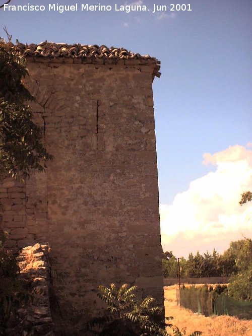 Castillo de Garc Fernndez - Castillo de Garc Fernndez. Torre del Homenaje con saeteras