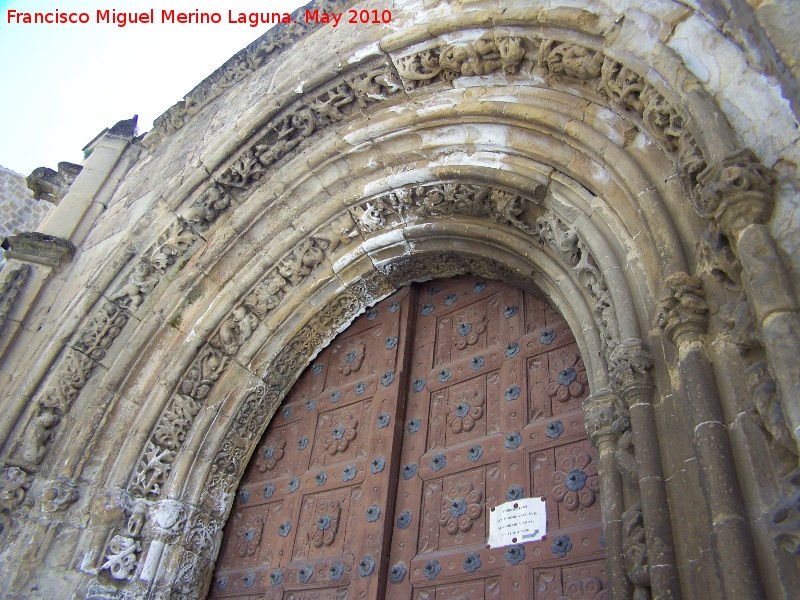 Iglesia de San Isidoro - Iglesia de San Isidoro. Portada izquierda