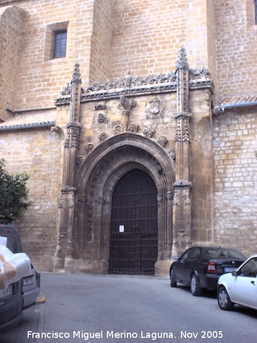 Iglesia de San Isidoro - Iglesia de San Isidoro. Portada derecha