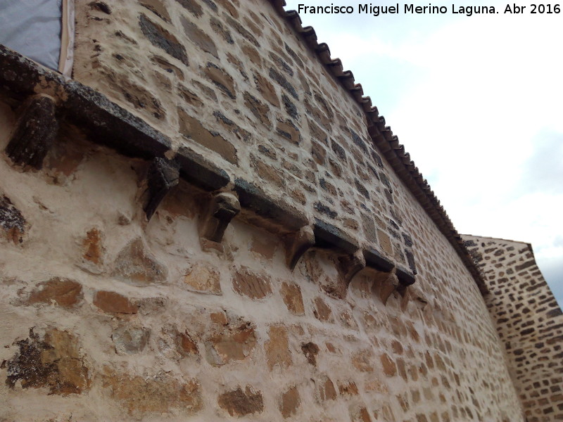 Iglesia de San Lorenzo - Iglesia de San Lorenzo. Canecillos de la parte sur