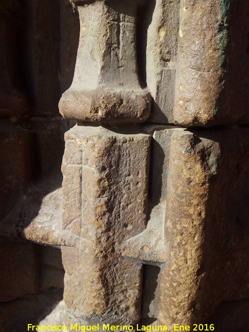 Iglesia de San Nicols de Bari - Iglesia de San Nicols de Bari. Cruces