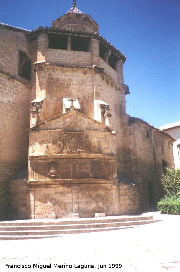 Iglesia de San Pablo - Iglesia de San Pablo. Fuente y bside