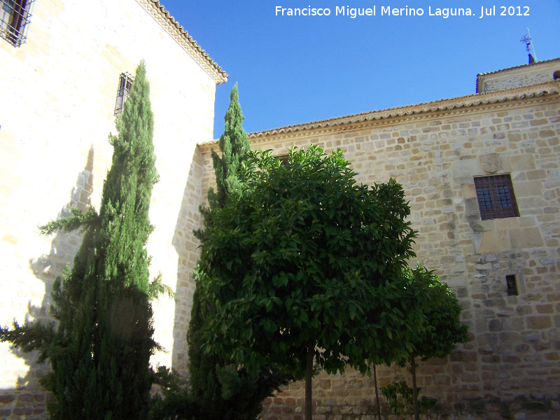 Colegiata de Santa Mara de los Reales Alczares - Colegiata de Santa Mara de los Reales Alczares. Parte trasera