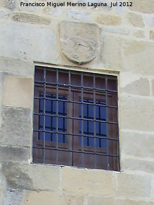 Colegiata de Santa Mara de los Reales Alczares - Colegiata de Santa Mara de los Reales Alczares. Ventana trasera