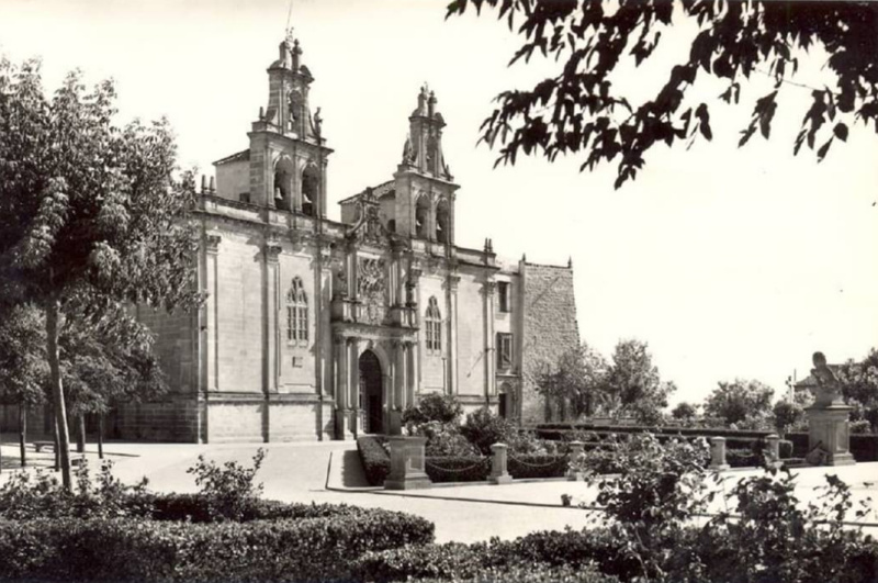 Colegiata de Santa Mara de los Reales Alczares - Colegiata de Santa Mara de los Reales Alczares. Foto antigua