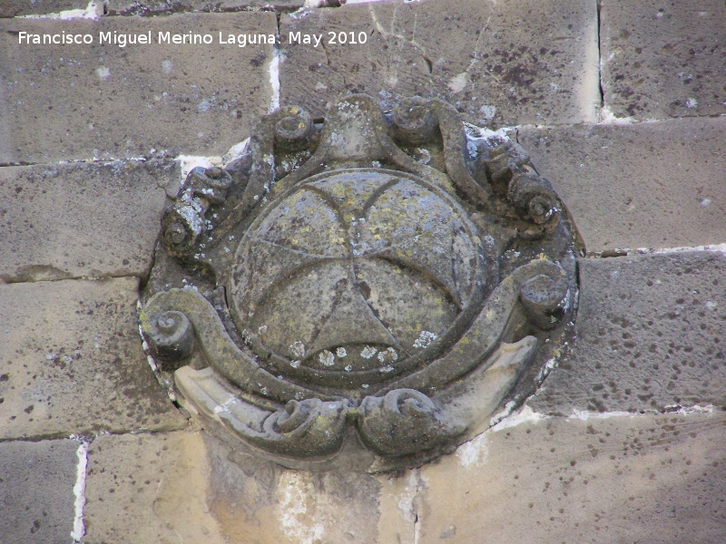 Iglesia y Convento de la Santsima Trinidad - Iglesia y Convento de la Santsima Trinidad. Escudo trinitario