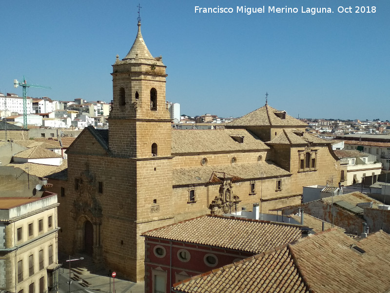 Iglesia y Convento de la Santsima Trinidad - Iglesia y Convento de la Santsima Trinidad. Desde la Torre del Reloj