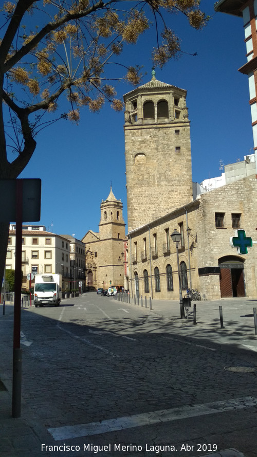 Plaza de Andaluca - Plaza de Andaluca. 