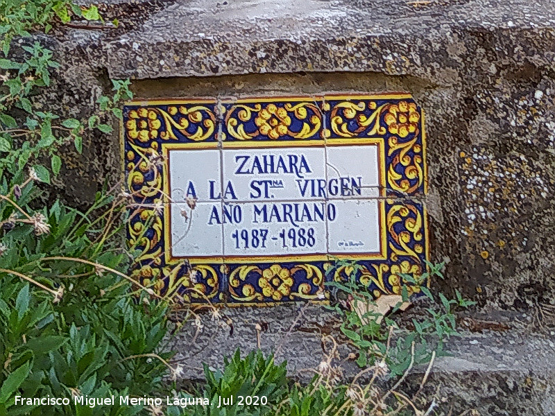1988 - 1988. Monumento a la Virgen - Zahara de la Sierra