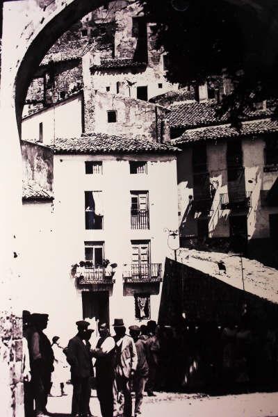 Arco de Torres - Arco de Torres. Plaza desde el arco. 1930