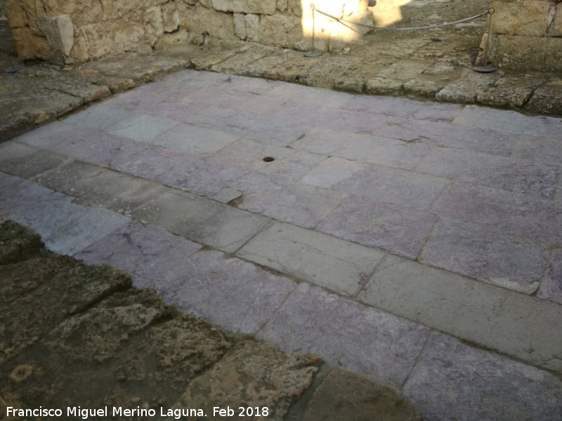 Medina Azahara. Casa del Ejrcito - Medina Azahara. Casa del Ejrcito. Patio