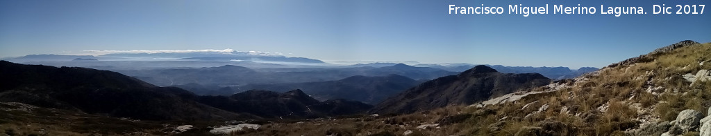 Mgina - Mgina. Vistas de Sierra Nevada desde su ladera sur