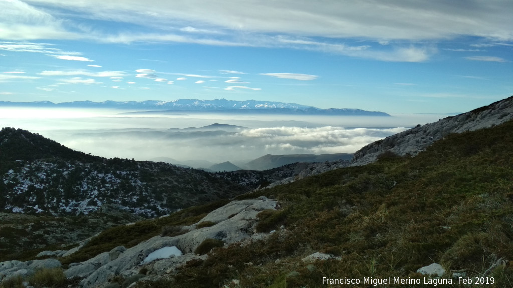 Mgina - Mgina. Con Sierra Nevada al fondo