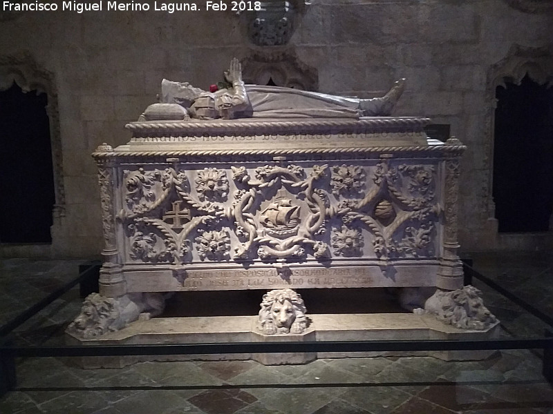 Vasco da Gama - Vasco da Gama. Tumba en el Monasterio de los Jernimos - Lisboa