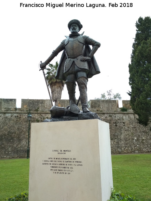 Monumento a Diogo de Meneses - Monumento a Diogo de Meneses. 