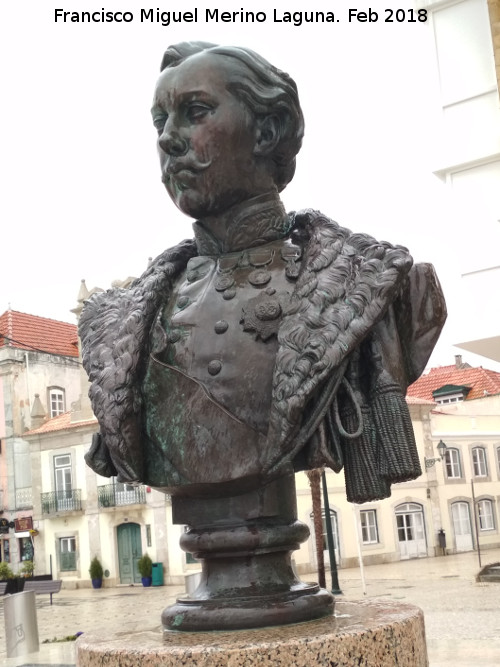 Monumento a Don Luis I - Monumento a Don Luis I. Busto de Don Luis I