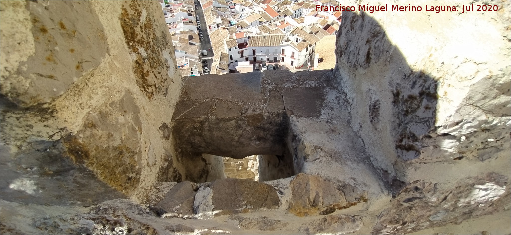 Castillo de Olvera - Castillo de Olvera. Matac�n