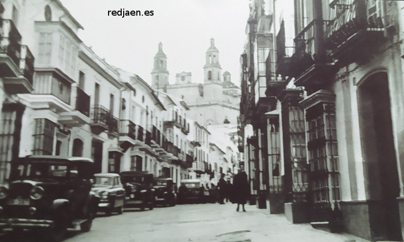 Iglesia de la Encarnaci�n - Iglesia de la Encarnaci�n. En 1932 se regula por primera vez el tr�fico en Olvera