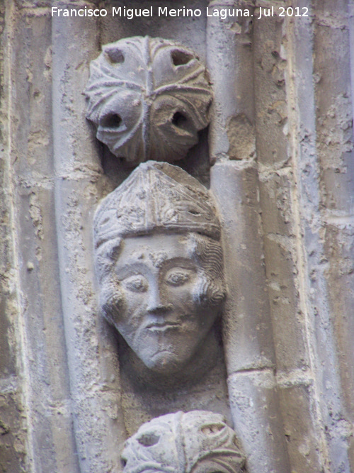 Iglesia de San Pablo. Portada de los Carpinteros - Iglesia de San Pablo. Portada de los Carpinteros. 