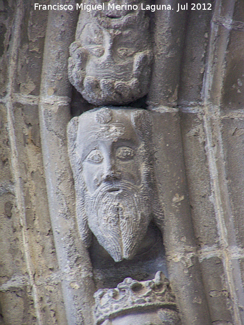 Iglesia de San Pablo. Portada de los Carpinteros - Iglesia de San Pablo. Portada de los Carpinteros. 