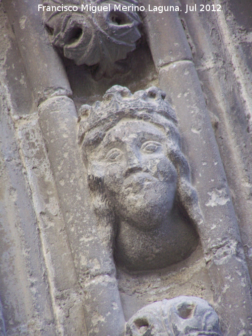 Iglesia de San Pablo. Portada de los Carpinteros - Iglesia de San Pablo. Portada de los Carpinteros. 