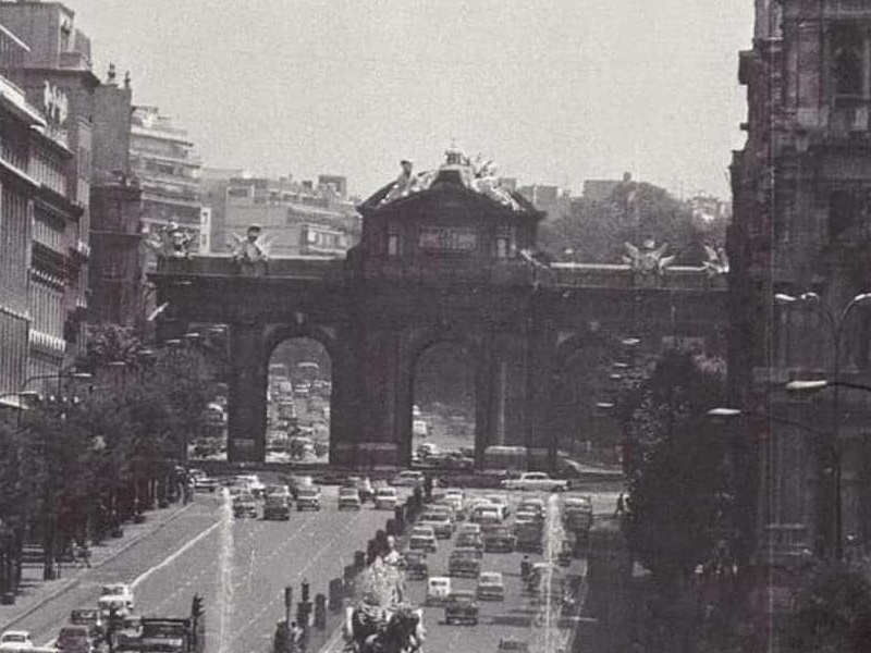 Puerta de Alcal - Puerta de Alcal. 1969