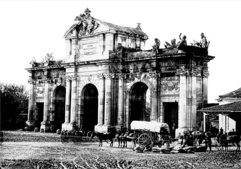 Puerta de Alcal - Puerta de Alcal. 1858