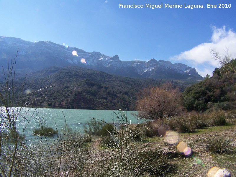 Ventisqueros - Ventisqueros. Desde el pantano del Quiebrajano