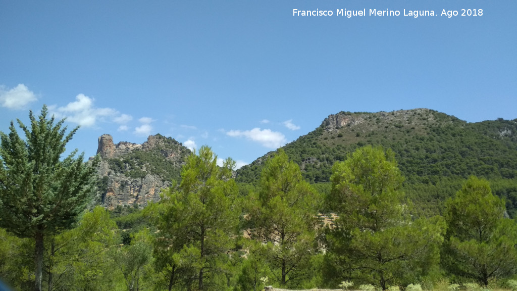 Piedra del Palo - Piedra del Palo. Piedra del Palo y Cerro de Prado Alto