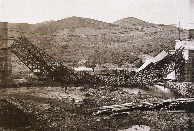 Historia de Vilches - Historia de Vilches. Puente de Vilches, destrudo por un sabotaje carlista, 1874