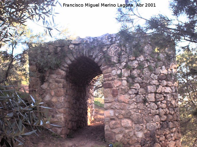 Castillo de Vilches - Castillo de Vilches. Puerta del segundo anillo de murallas