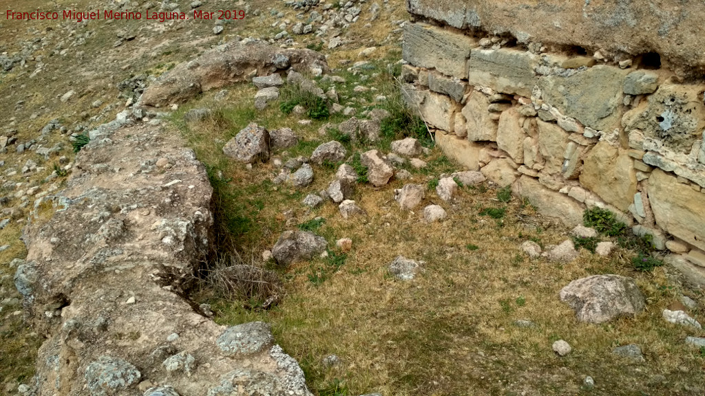 Castillo de Giribaile - Castillo de Giribaile. Barbacana